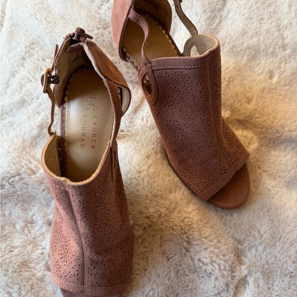 LC Lauren Conrad Women's Perforated Peep-Toe Heels - Tan